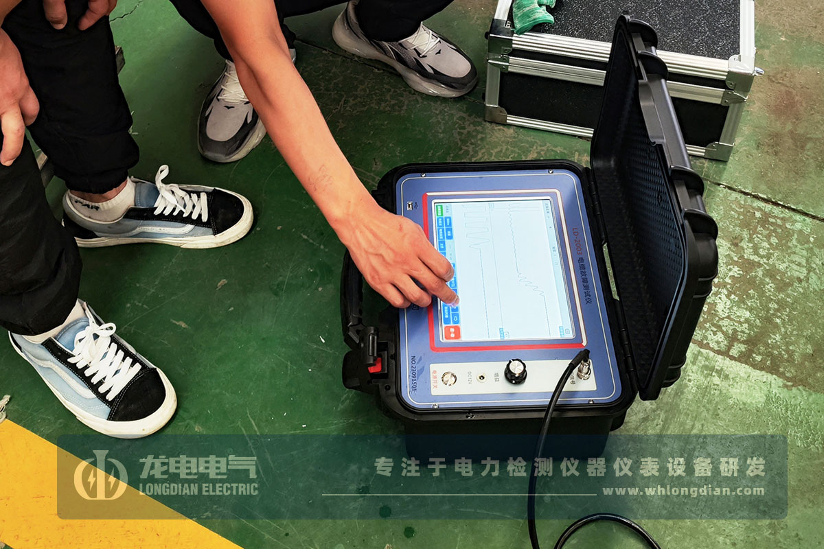 武漢龍電電氣技術(shù)團隊為河北唐山客戶提供技術(shù)培訓 武漢龍電電氣技術(shù)團隊為河北唐山客戶提供技術(shù)培訓